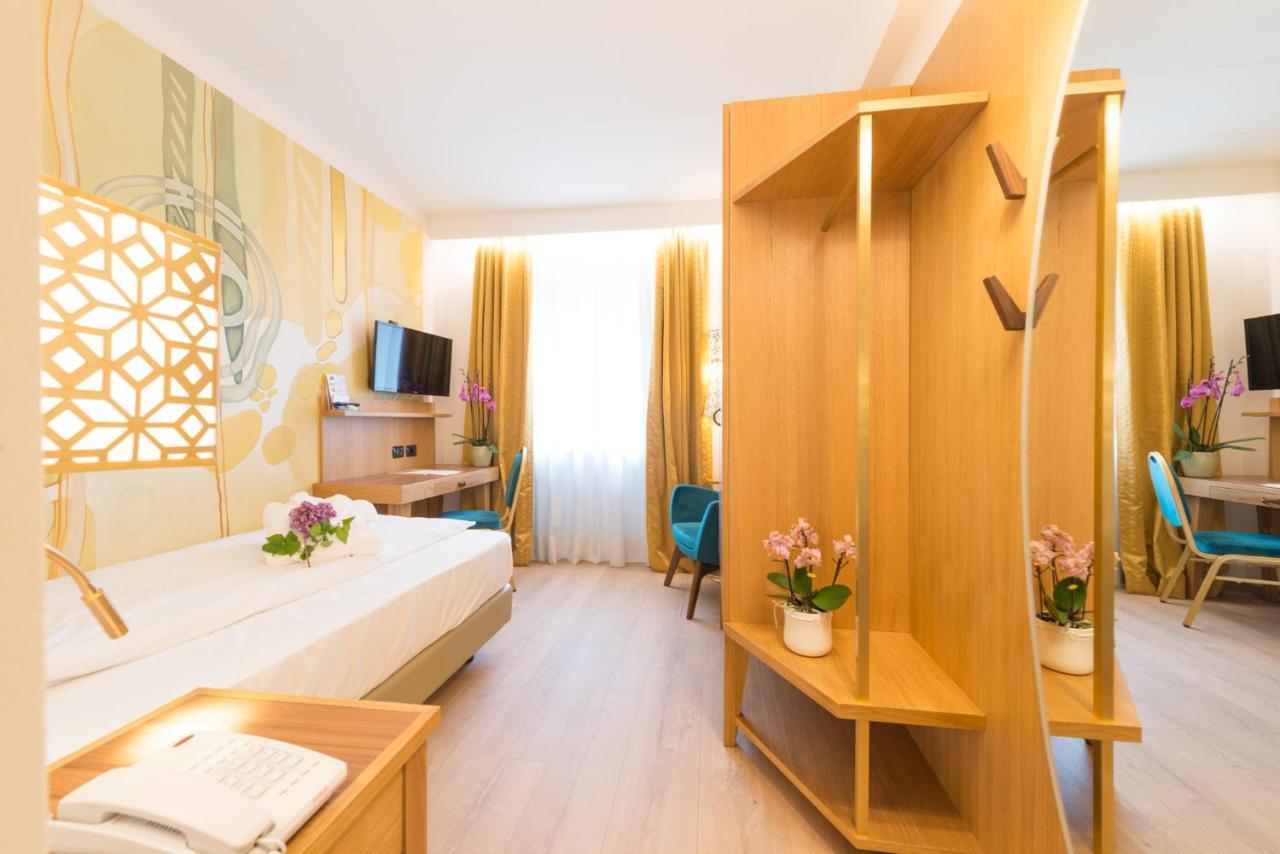 Hotel Eden ليفيكو ترمي المظهر الخارجي الصورة